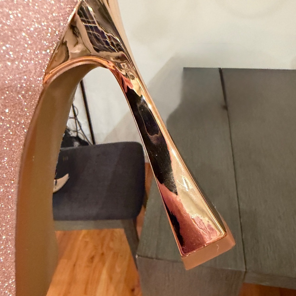 Betsey Johnson Glitter Heels with Bow - Champagne Blush 🥂 - Picture 5 of 11